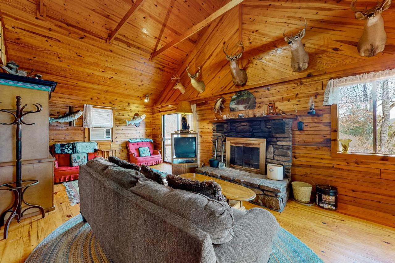 Charlie'S Ol' Fishing Cabin Eureka Springs Exterior foto